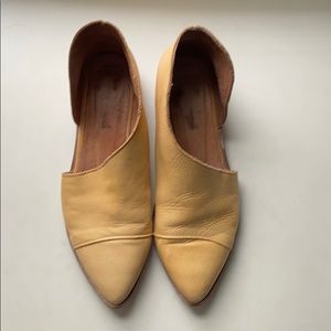Free People Royale Pointed Toe Flat size 41